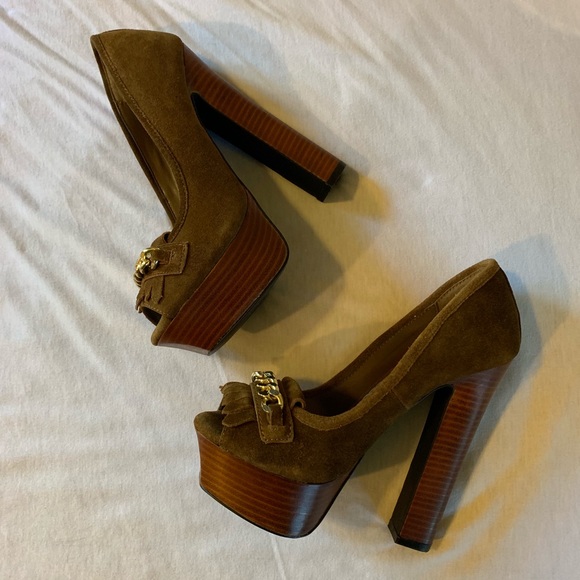 Bebe Brinsoe Platform Pumps - Picture 4 of 4